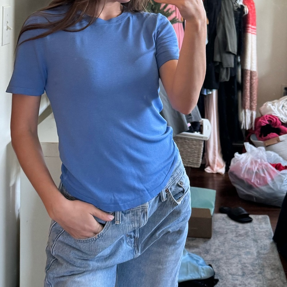Zara basic tshirt - Picture 2 of 2